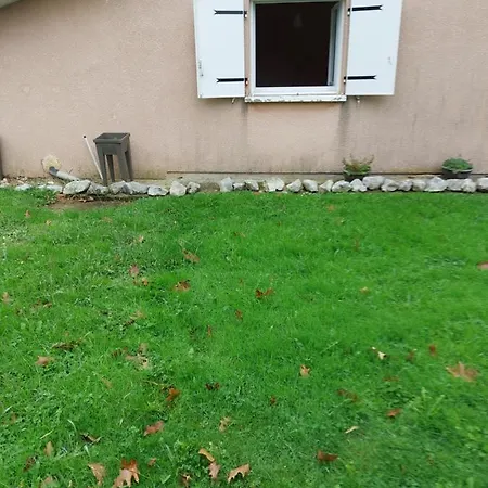 Appartement Grande Maison Sur 2000m° De Terrain