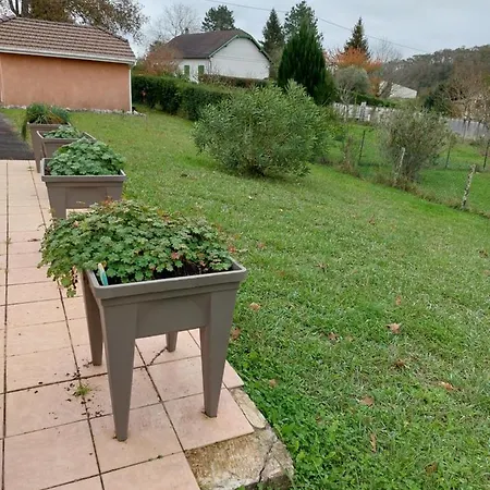 Grande Maison Sur 2000m° De Terrain Appartement *