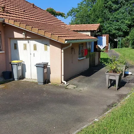 Grande Maison Sur 2000m° De Terrain *